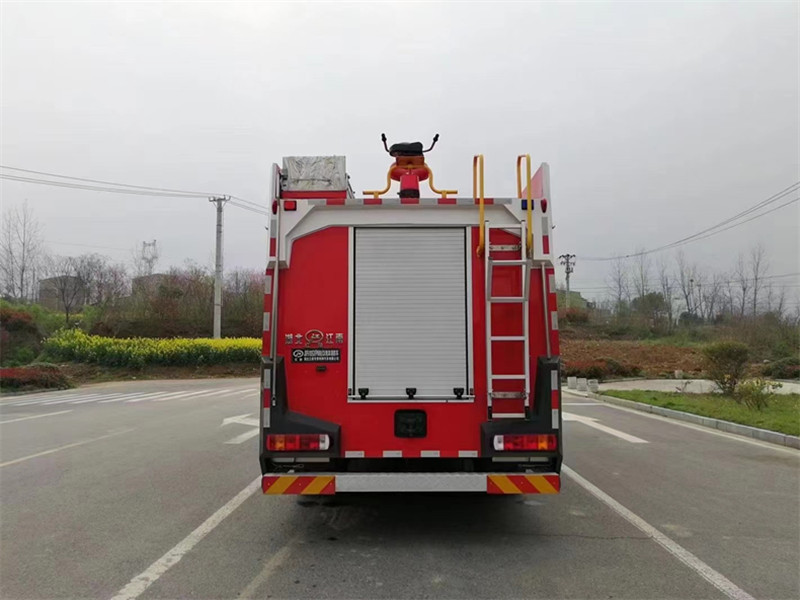 耀邦集团水罐泡沫消防车