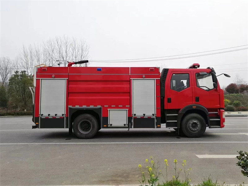 耀邦集团水罐泡沫消防车