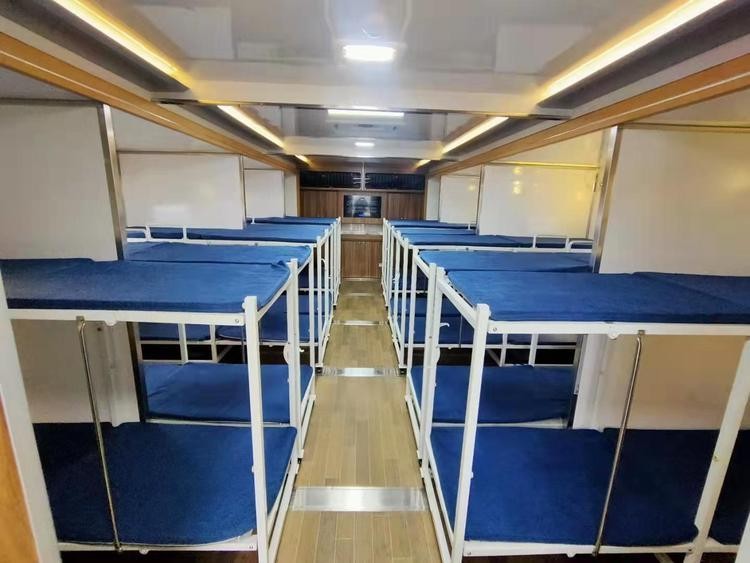 耀邦集团宿营车