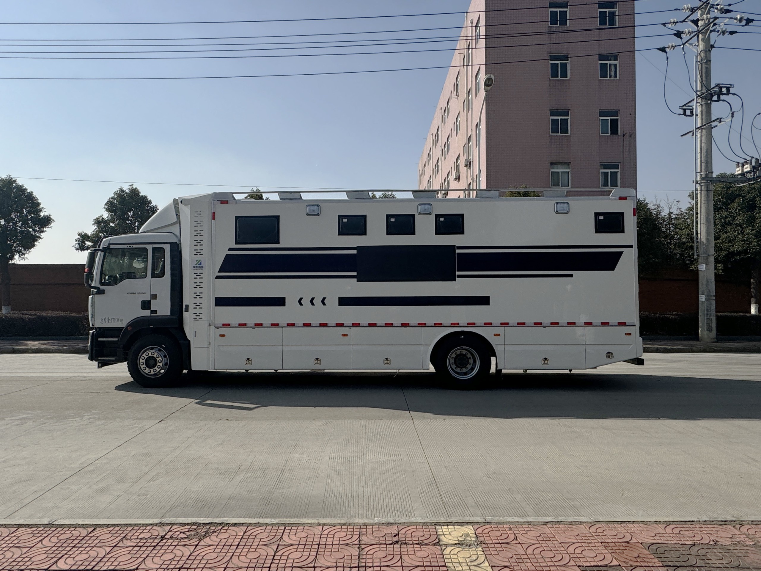 耀邦集团淋浴车