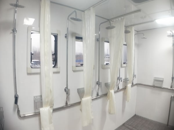 耀邦集团淋浴车