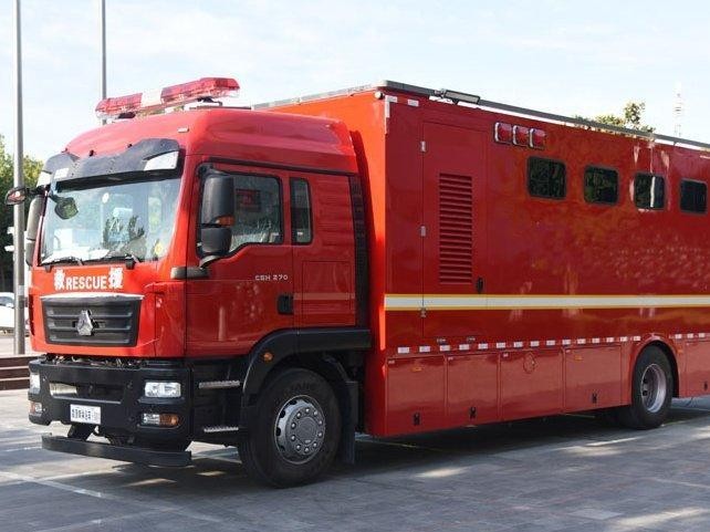 耀邦集团淋浴车