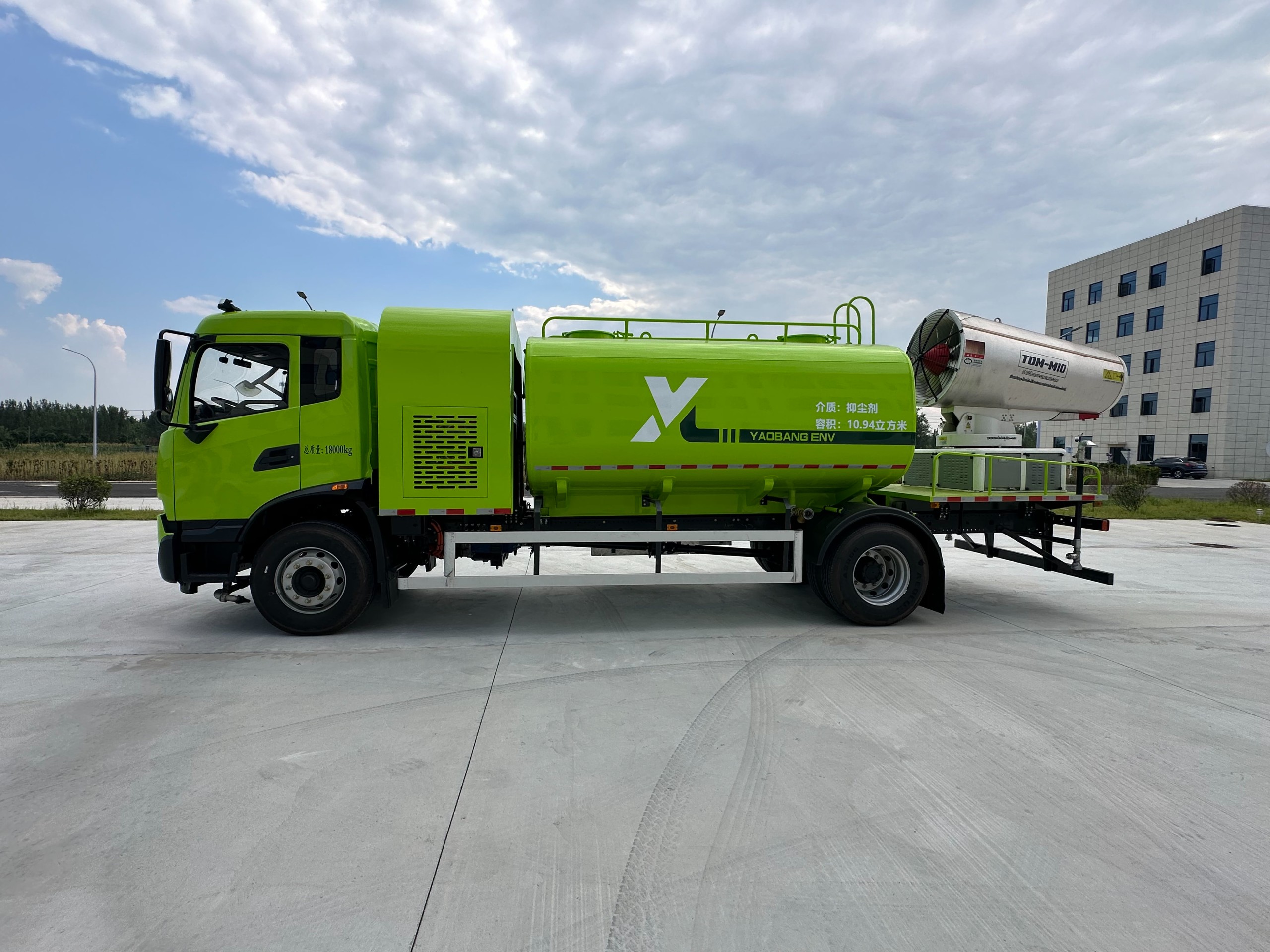 纯电动多功能抑尘车