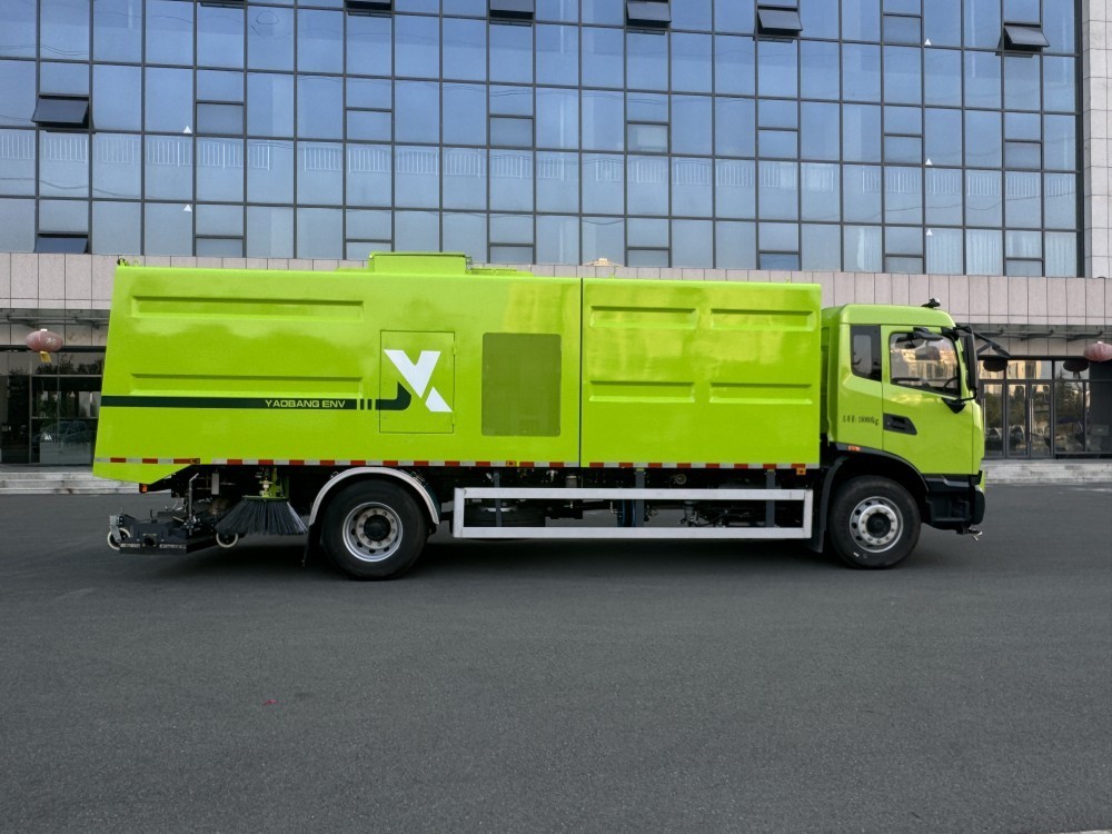 耀邦集团路污染清除车