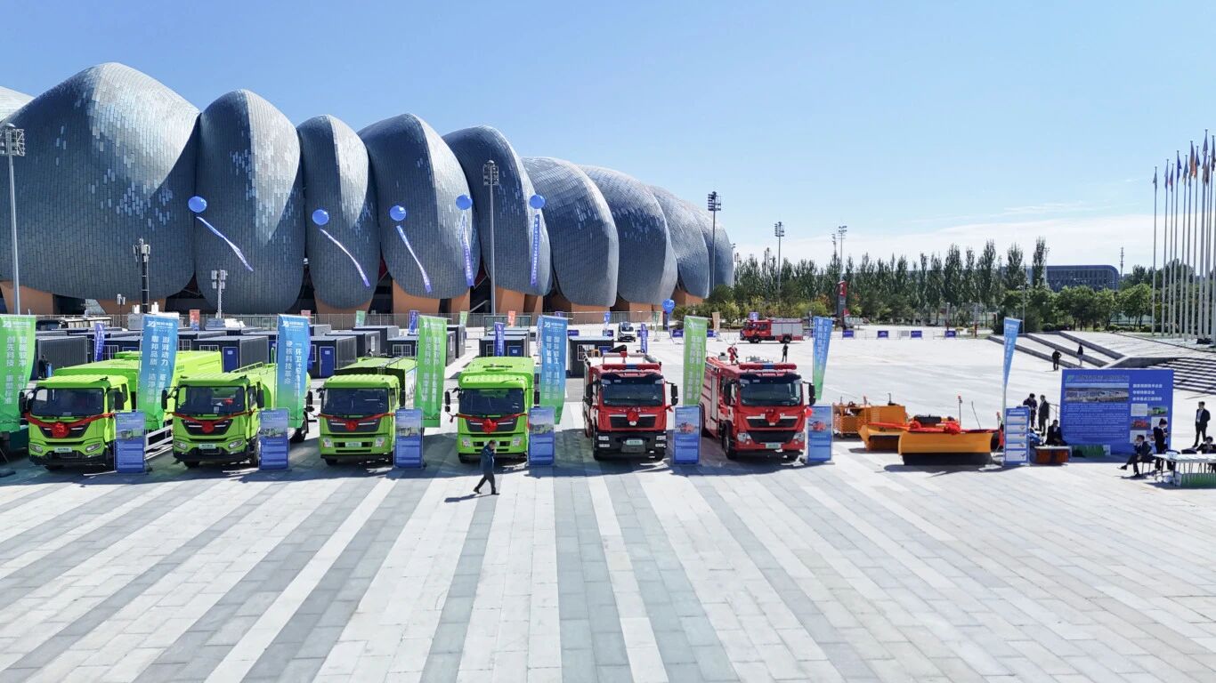 耀邦集团高端装备集群闪耀山西专业镇博览盛会